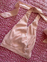 Load image into Gallery viewer, Vintage Halter Top
