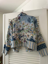 Load image into Gallery viewer, Vintage Floral Jacket

